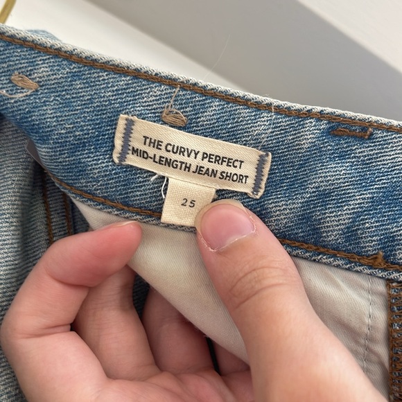 Madewell The Curvy Perfect Vintage Mid-Length Jean Short in Wainfleet Wash - Picture 8 of 8
